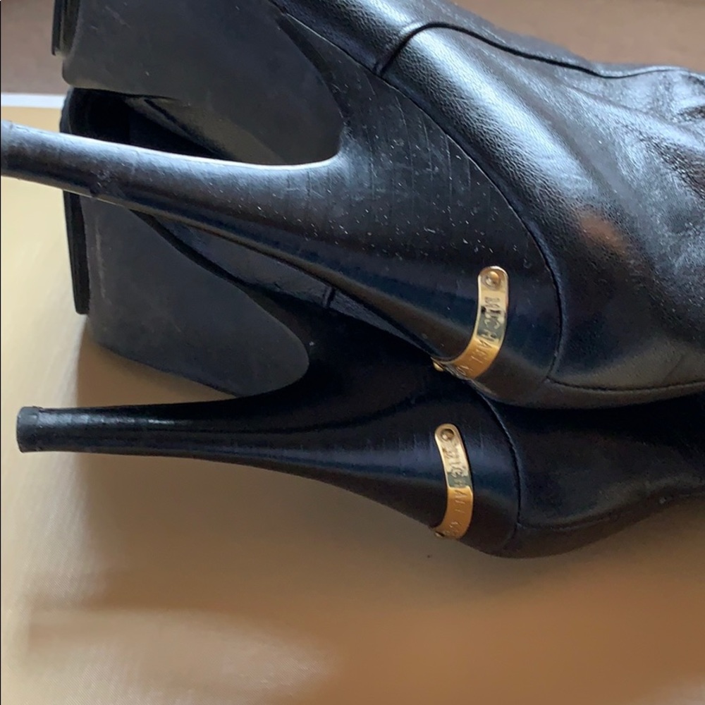 Michael Kors Knee high black boots - Picture 2 of 5